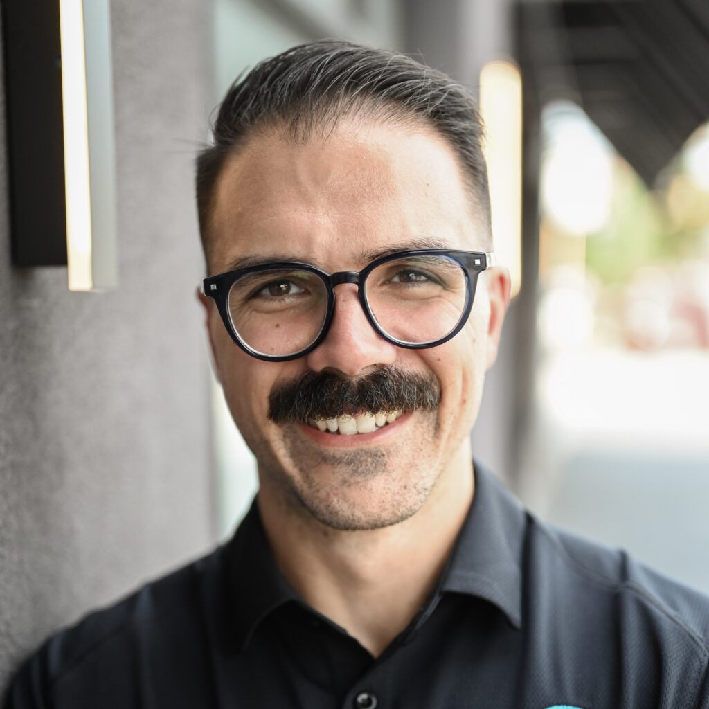 Jordan Naeem is the CEO of Lunar Tides Digital Agency in Strongsville