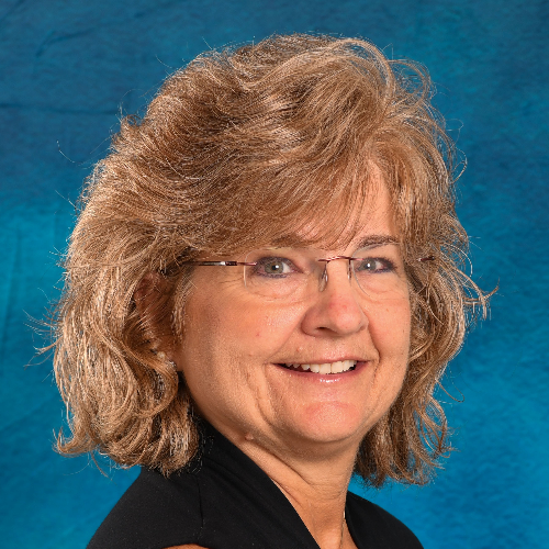 Stephanie Snakovsky is a health insurance agent in Strongsville